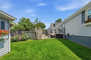 31 Dartmouth St, Lynn, MA 01904 - Photo 18