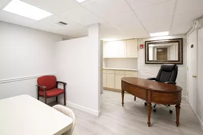 484 Highland Ave, Fall River, MA 02720 - Photo 10