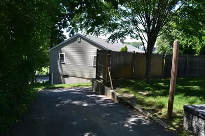 40 Brooks St, Worcester, MA 01606 - Photo 14