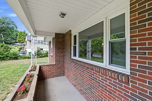 58 Hearthstone Terrace, Chicopee, MA 01020 - Photo 2