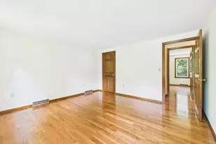 500 Inverness Ln, Longmeadow, MA 01106 - Photo 36