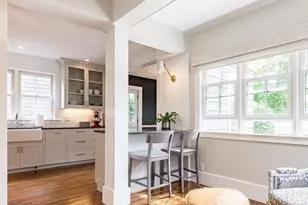 16 Pickett St, Marblehead, MA 01945 - Photo 2