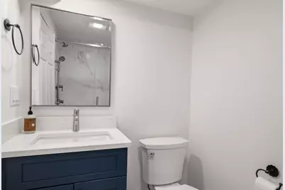 10 N Mill St, Hopkinton, MA 01748 - Photo 24