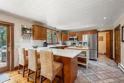 10 N Mill St, Hopkinton, MA 01748 - Photo 8