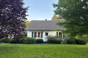 31 West St, Deerfield, MA 01373 - Photo 2