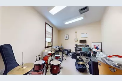 1 Sprague St, Revere, MA 02151 - Photo 26