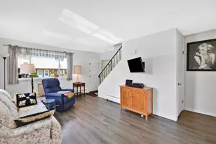 49 Sheri Ln, Agawam, MA 01001 - Photo 2