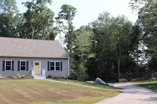 35 Glendale Rd, Tiverton, RI 02878 - Photo 2