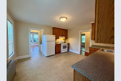 6 Silver Lake Ave #1, Newton, MA 02458 - Photo 6