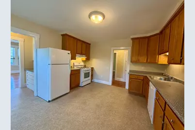 6 Silver Lake Ave #1, Newton, MA 02458 - Photo 4