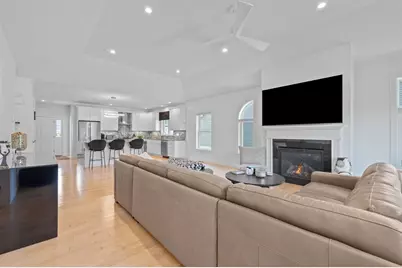 98 Front Nine Dr #98, Haverhill, MA 01832 - Photo 6