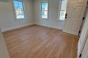 41 Elm St, Andover, MA 01810 - Photo 2