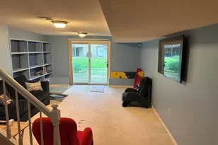 191 Brickett Hill Cir, Haverhill, MA 01830 - Photo 12