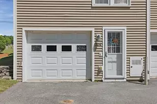 90 Swan St, Lowell, MA 01852 - Photo 28