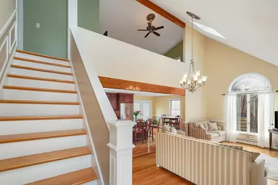 923 Main Rd, Northbridge, MA 01588 - Photo 6