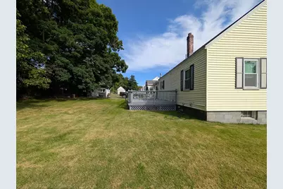 193 Bouchard Ave, Dracut, MA 01826 - Photo 2