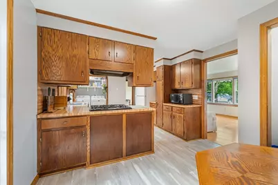50 Emerson St, Springfield, MA 01108 - Photo 8