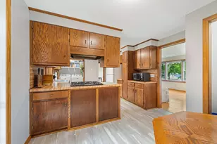 50 Emerson St, Springfield, MA 01108 - Photo 8