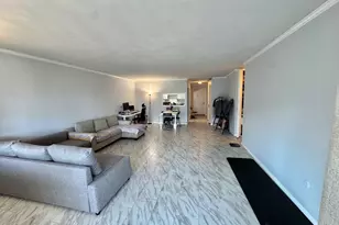 8 Whittier Pl, Boston, MA 02114 - Photo 22