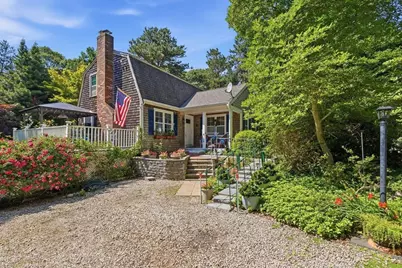 25 Muskegat Rd, Falmouth, MA 02536 - Photo 1