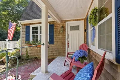 25 Muskegat Rd, Falmouth, MA 02536 - Photo 4