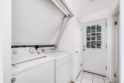 35-37 Calhoun #3, Everett, MA 02149 - Photo 8