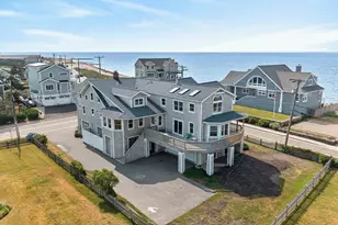 70 Menauhant, Falmouth, MA 02536 - Photo 2