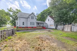 229 W Chestnut St, Brockton, MA 02301 - Photo 38