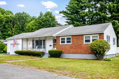 7 Knollwood Ln, Leominster, MA 01453 - Photo 6