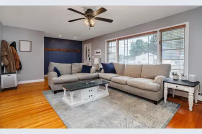 7 Knollwood Ln, Leominster, MA 01453 - Photo 14