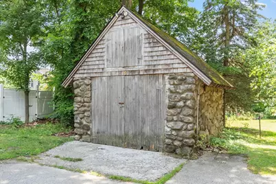 10 Birch Ave, Holden, MA 01520 - Photo 6