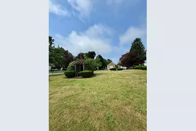 318 Alden Rd, Fairhaven, MA 02719 - Photo 10