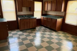 5 Hill St, Webster, MA 01570 - Photo 4