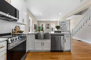362 Silver St, Boston, MA 02127 - Photo 10