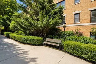 415 Washington St, Brookline, MA 02446 - Photo 32