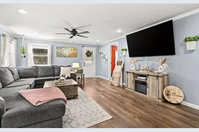 47 Anderson Ave, Middleborough, MA 02346 - Photo 8