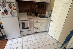 114 Marlborough St, Boston, MA 02116 - Photo 2
