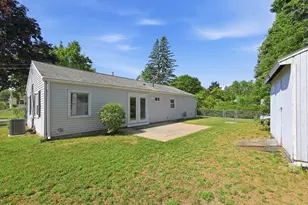 60 Keddy St, Springfield, MA 01109 - Photo 16