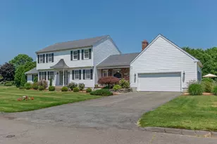 35 Jennie Cir, Agawam, MA 01001 - Photo 2