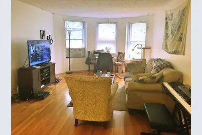 198 Saint Paul #4, Brookline, MA 02446 - Photo 2