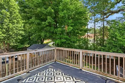 15 Rhodes, Agawam, MA 01030 - Photo 4