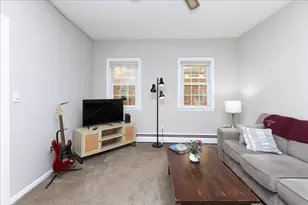 377 Bunker Hill St, Boston, MA 02129 - Photo 4