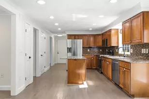 98 Park Ave, Wilmington, MA 01887 - Photo 6