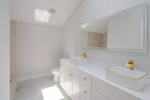 76 Center St, Plympton, MA 02367 - Photo 24