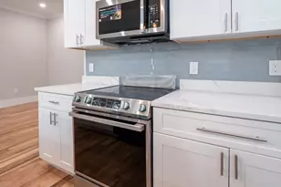 76 Center St, Plympton, MA 02367 - Photo 6