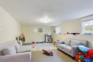 1 Makechnie Rd, Burlington, MA 01803 - Photo 14
