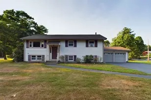 1 Makechnie Rd, Burlington, MA 01803 - Photo 18