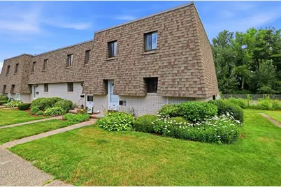 146 Beekman Drive #146, Agawam, MA 01001 - Photo 2