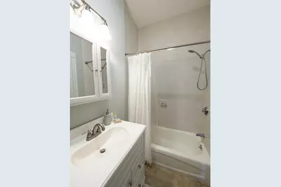 25 Fort Ave #2, Boston, MA 02119 - Photo 8