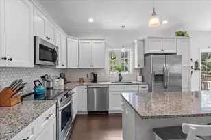 494 Hamilton St, Worcester, MA 01604 - Photo 8
